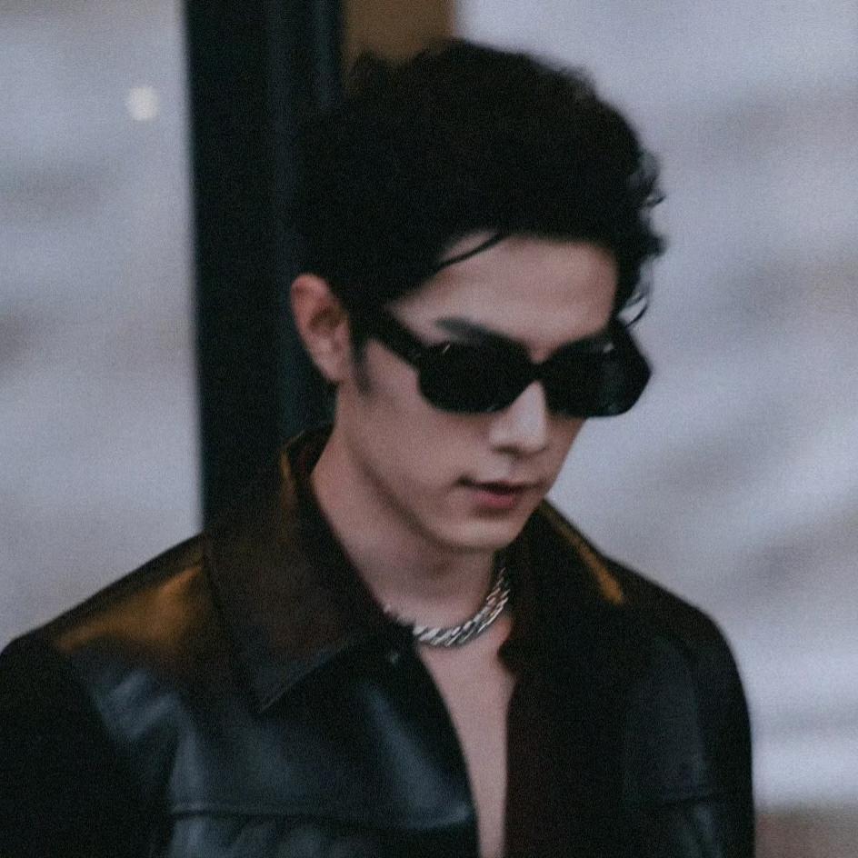 TY-𝑿𝑯𝑨𝑵𝑾𝑬𝑰.