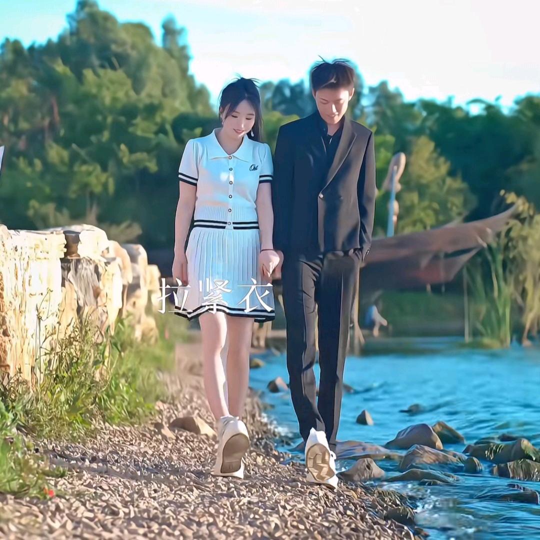 日月星辰  小月琴（10月2号3号周年庆