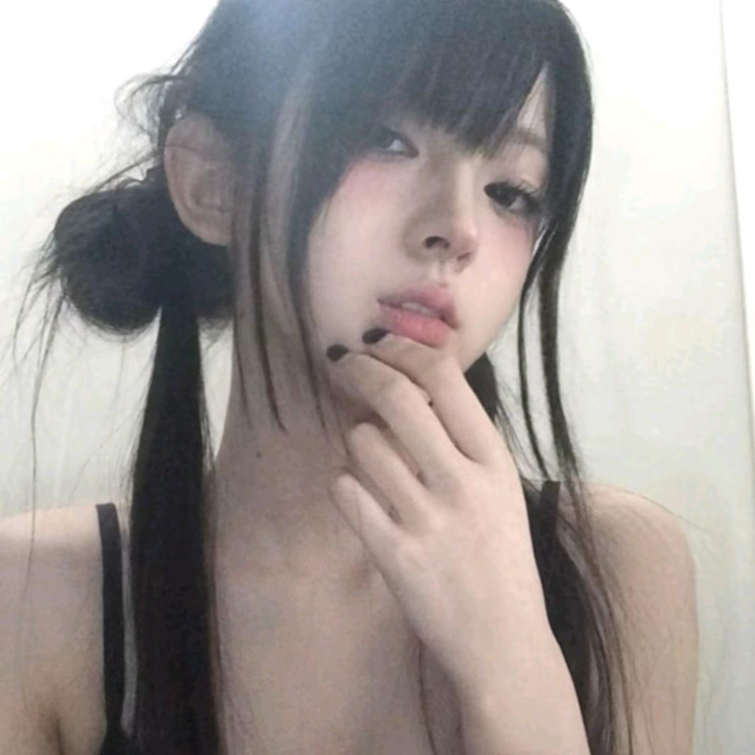 小田爱游泳