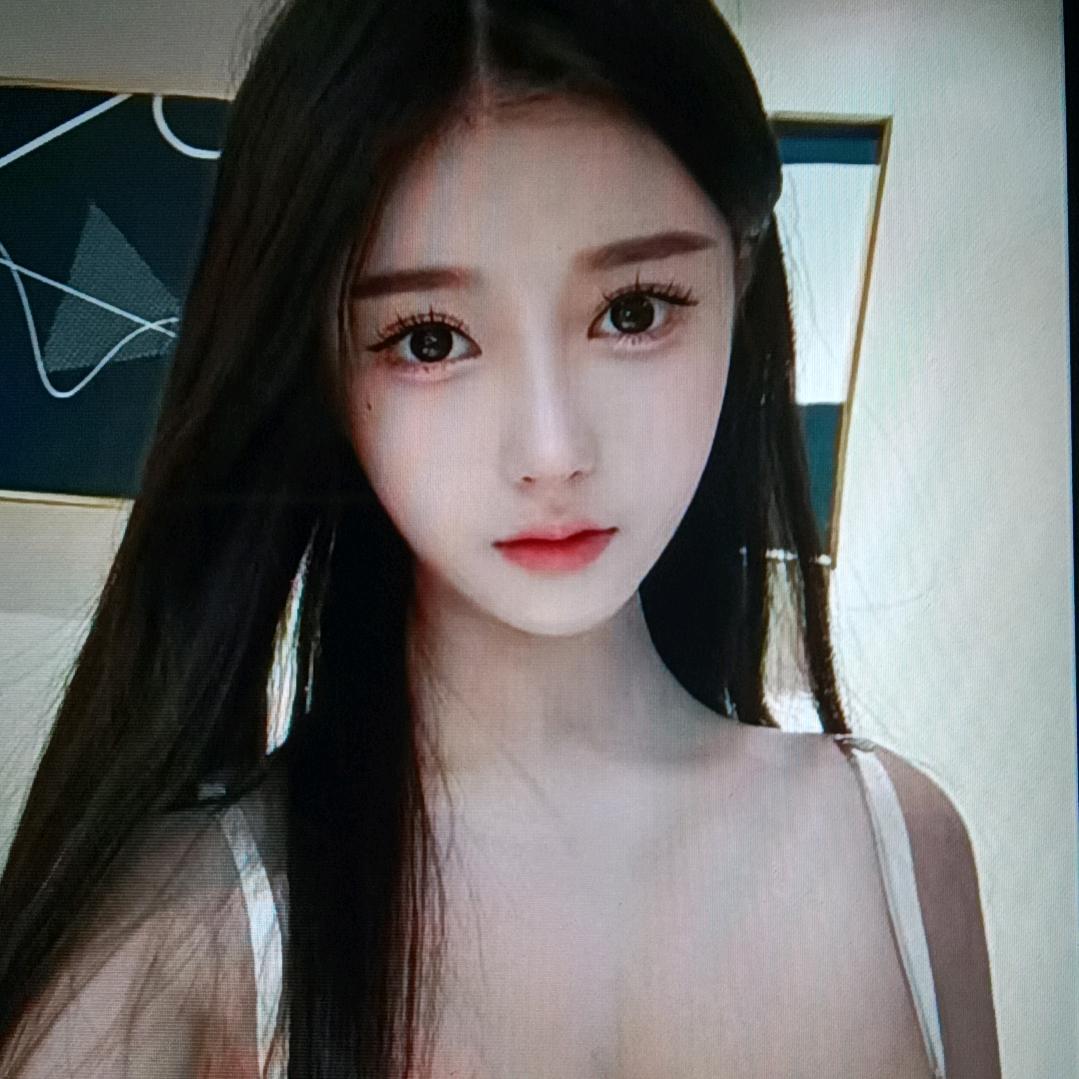 妍妍