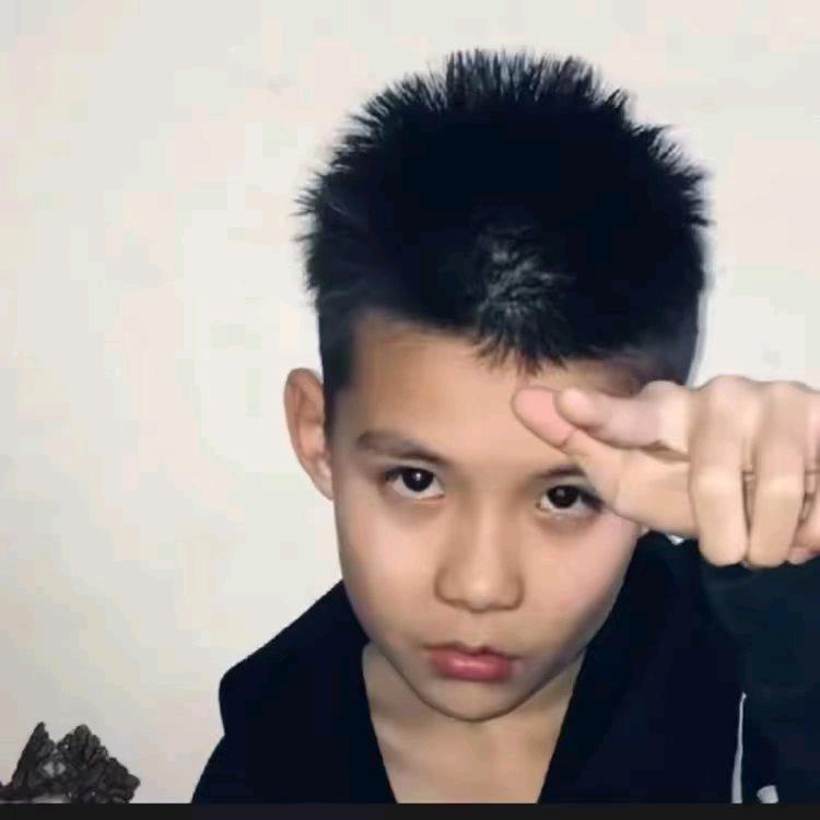 小玮