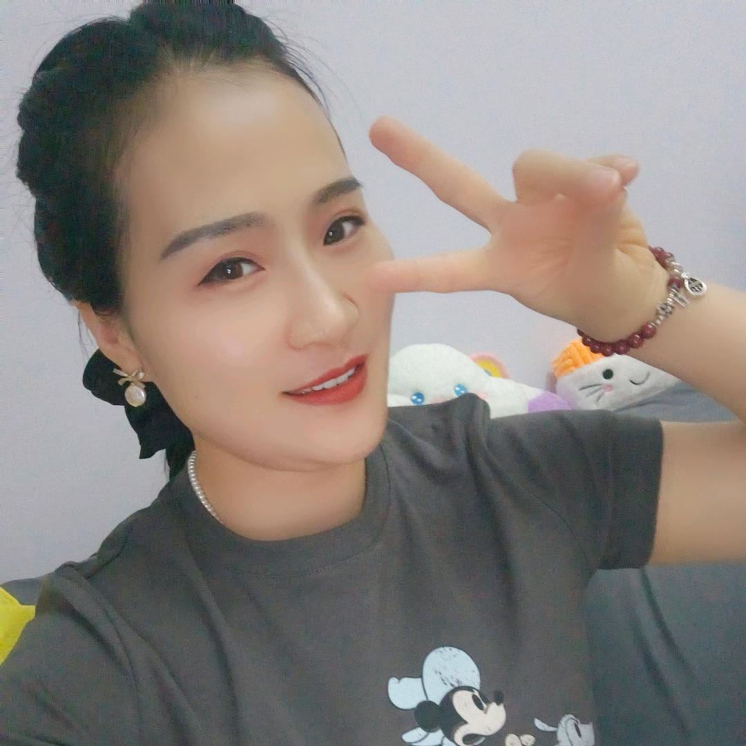 半岛公馆李佩