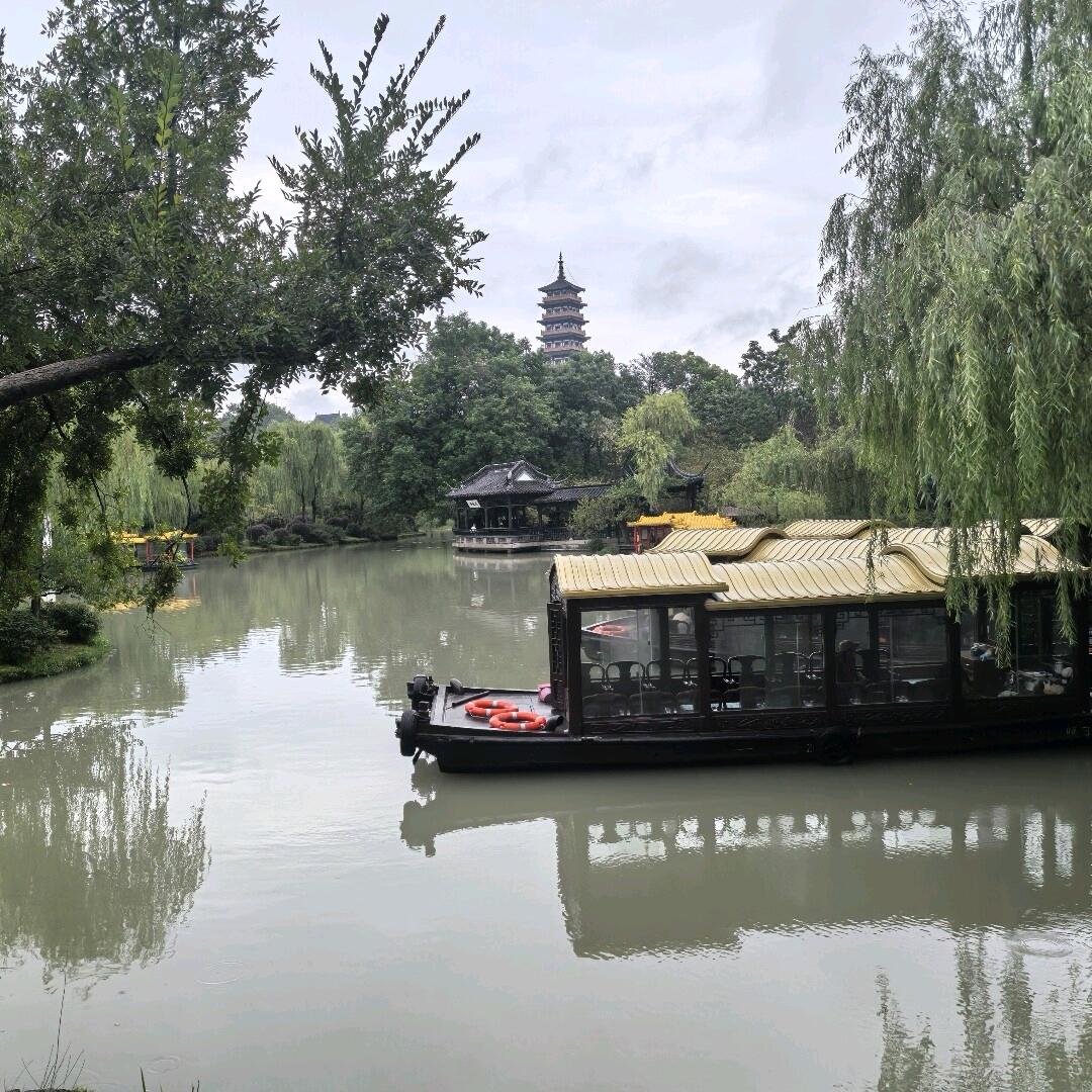 -未来实验学校体育馆店)