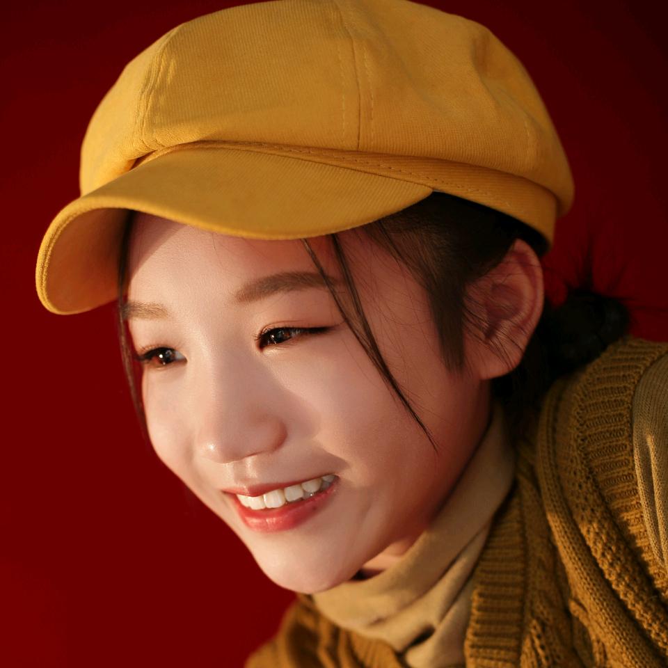 HAPPY  YAN