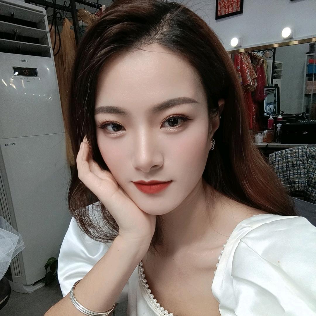 瑞金.格美.美甲美睫化妆