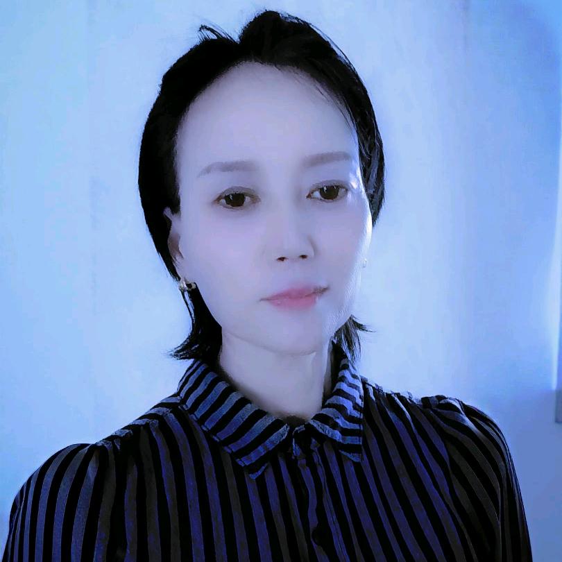 易县房产卢英