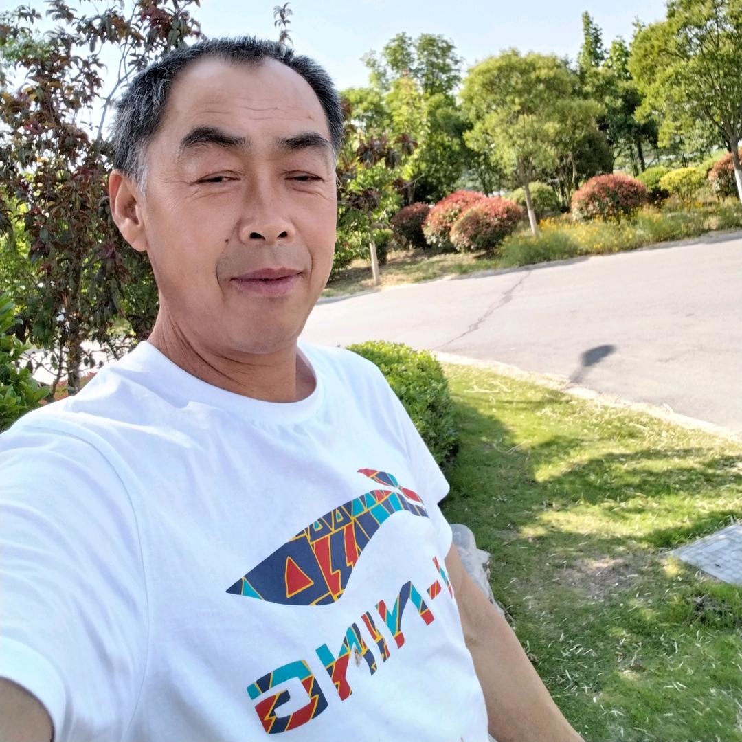 生活不易呀。大号