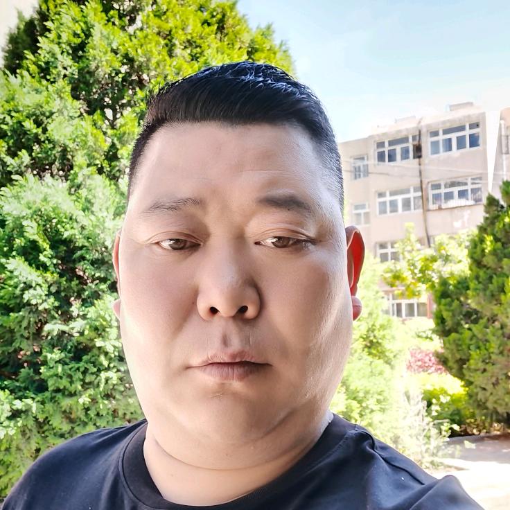 何必把自己装的这么坚强