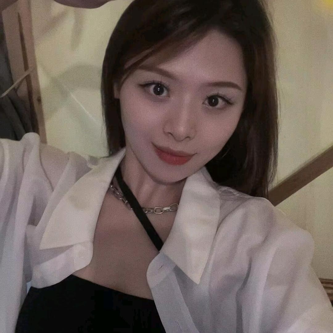 爱慕婚纱化妆师燕子