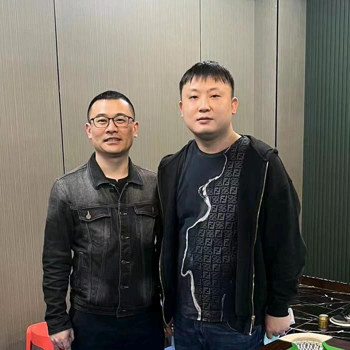 施学峰二手台球桌