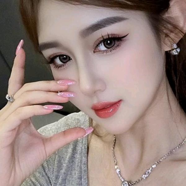璐璐姐