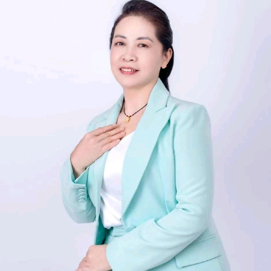董芸希