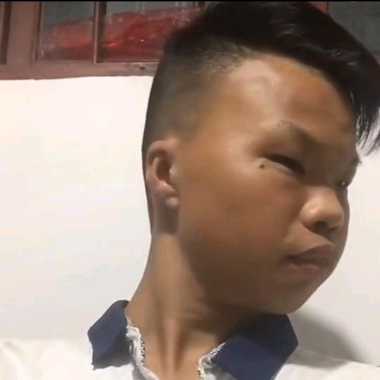 听到有人叫你宝贝