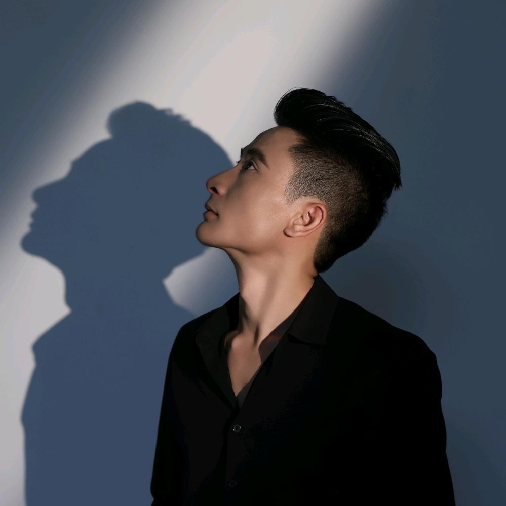杨线启