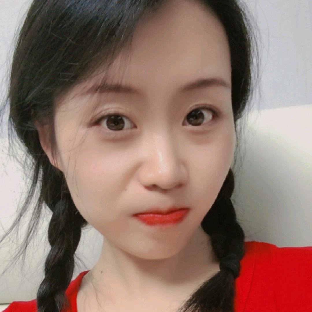 牙牙小短腿儿