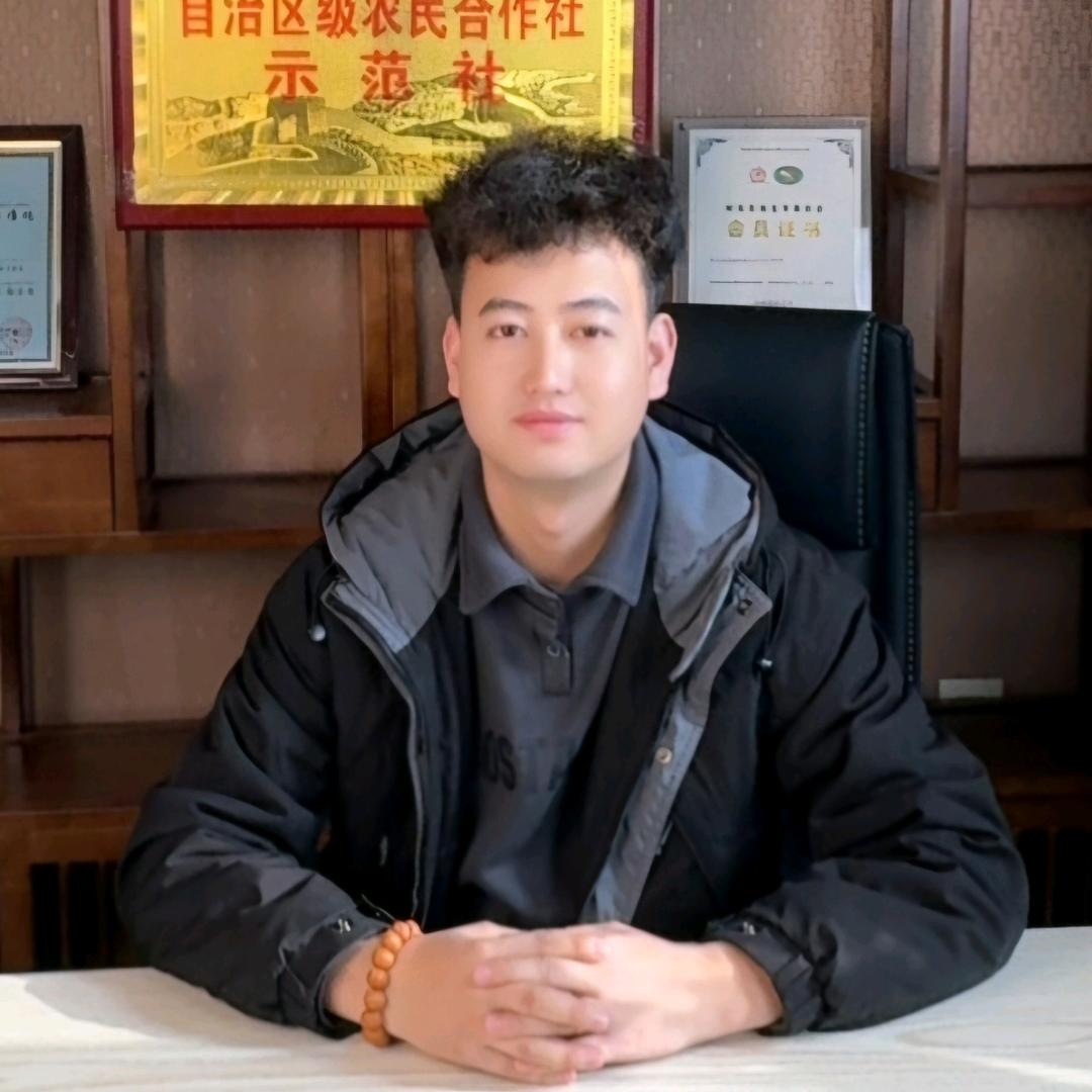 柒佰次方的（努力前进中）✔