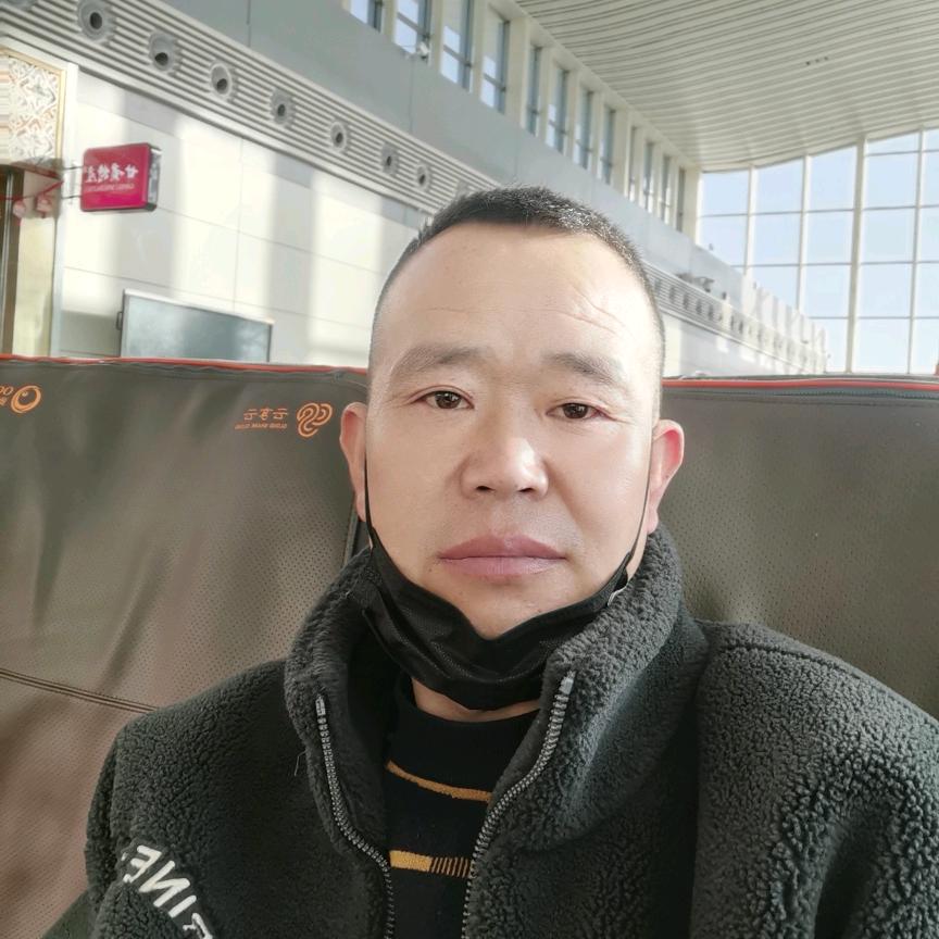 出租屋的月光