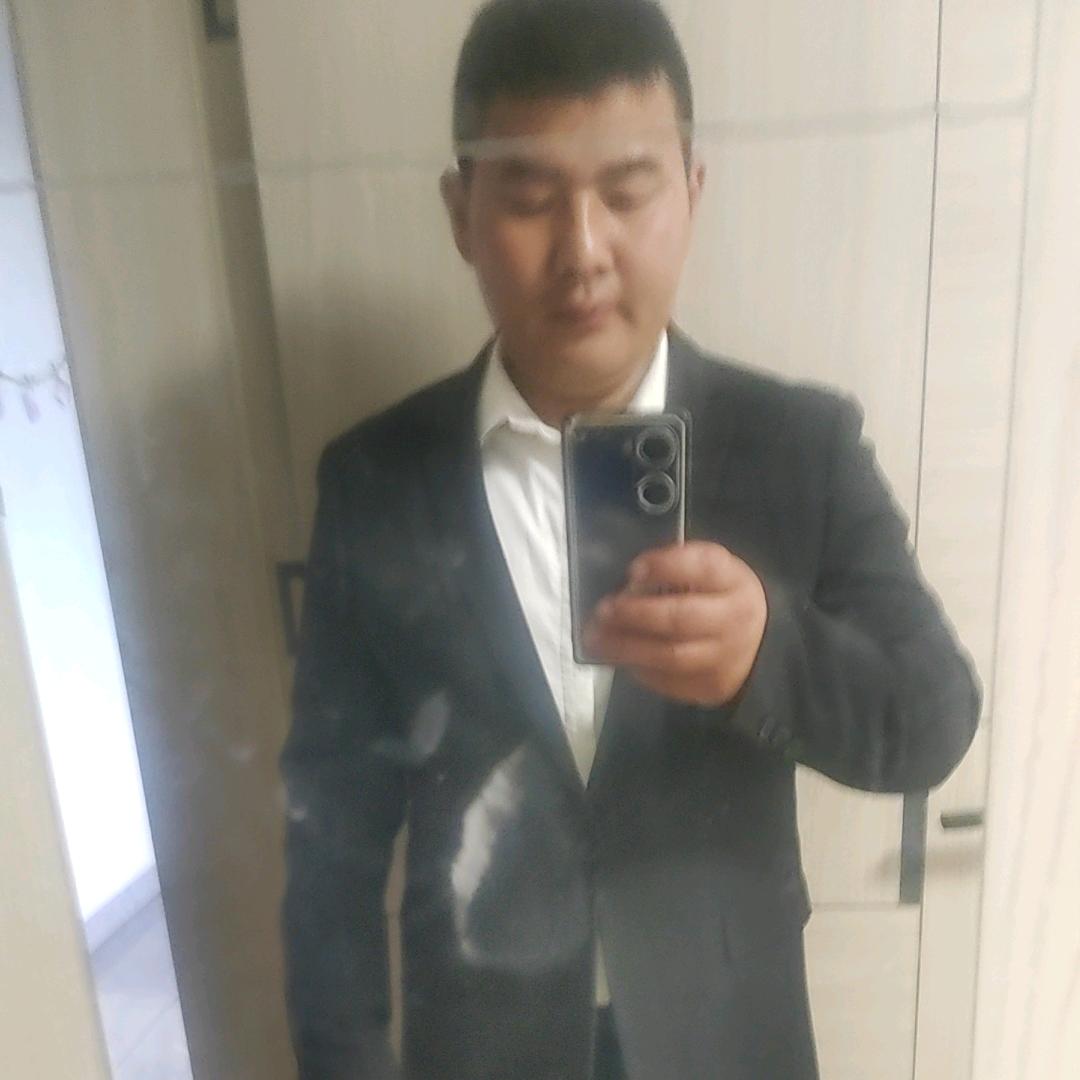 ，长相思兮长相忆，短相思兮无穷极