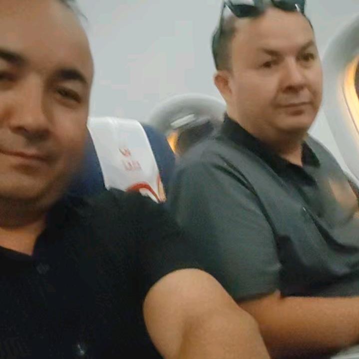 新疆成效商业服务有限公司