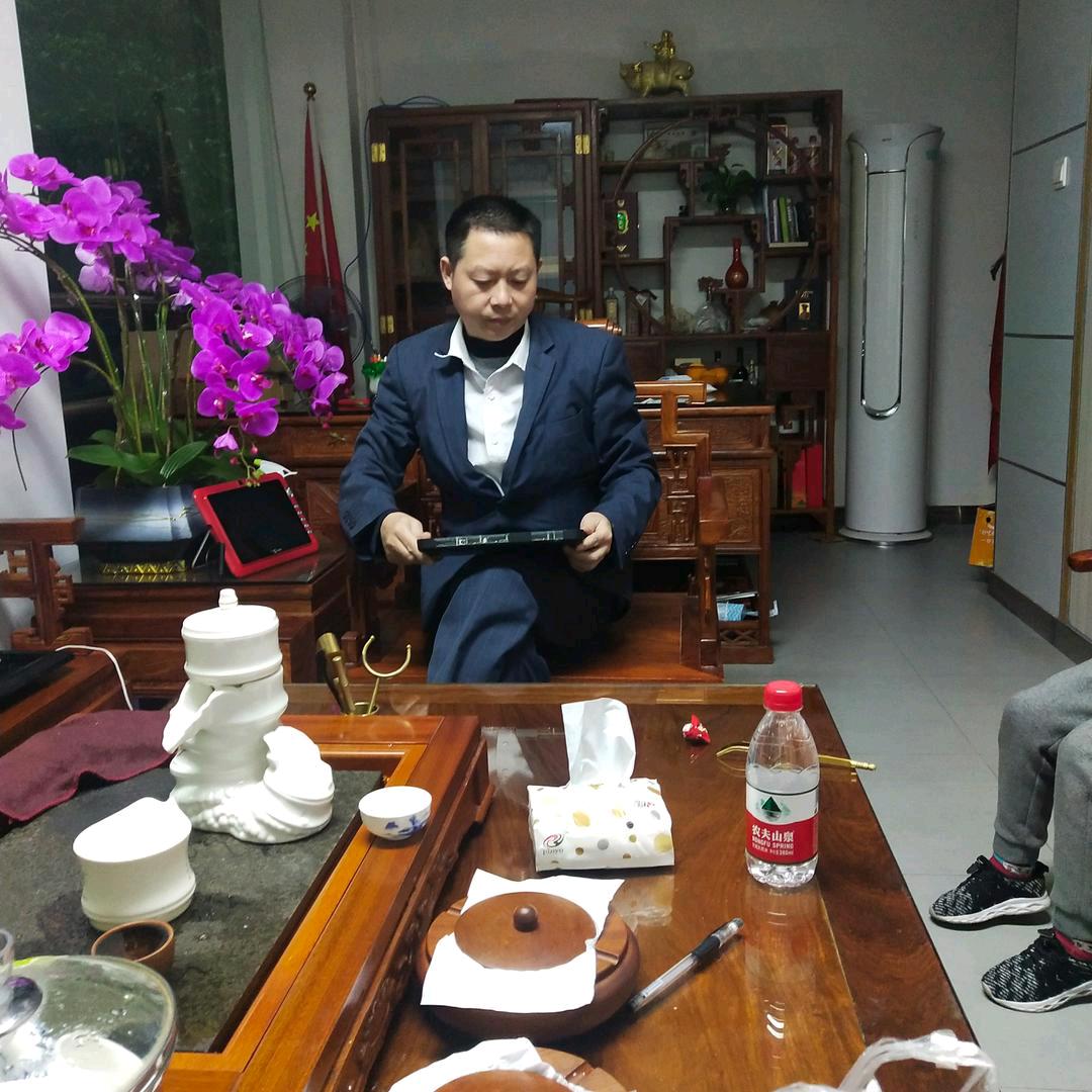 骑士安防人