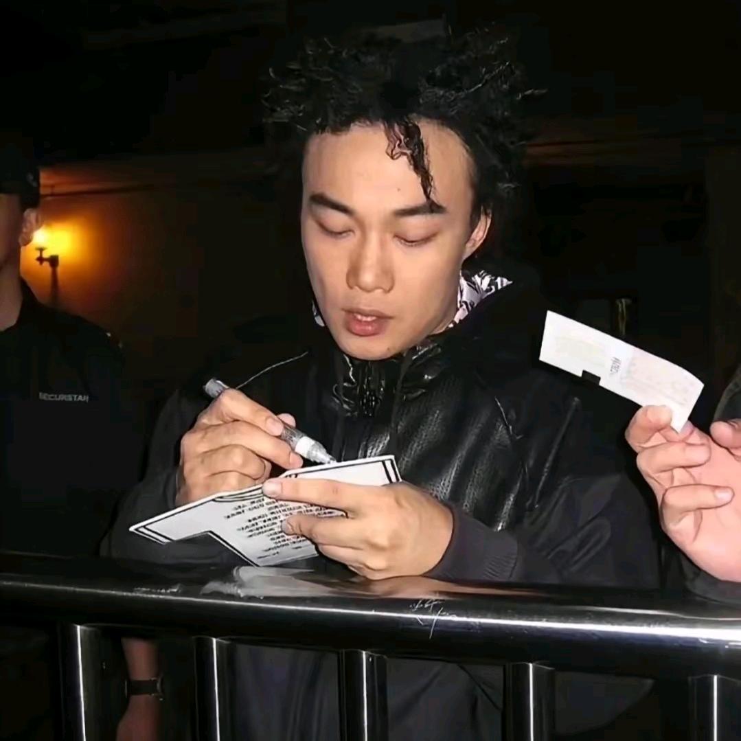 如火却也没熔掉我