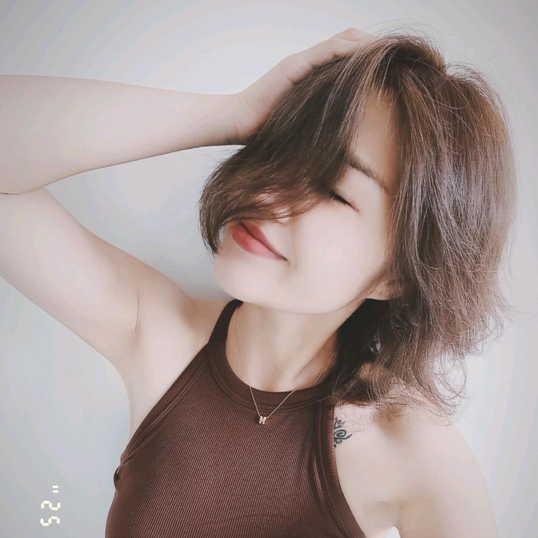 我是凯丽呀