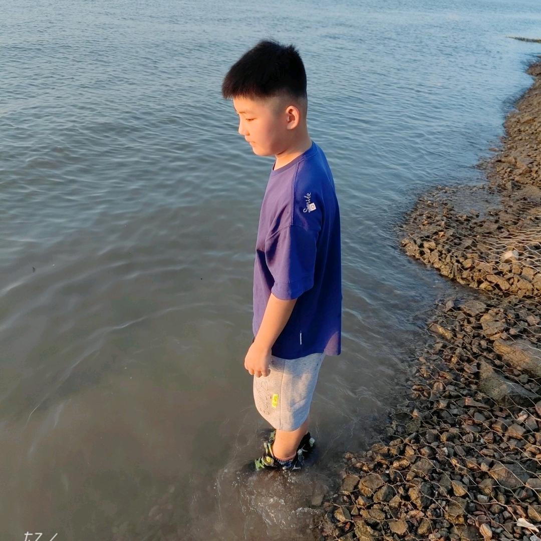 ¥¥