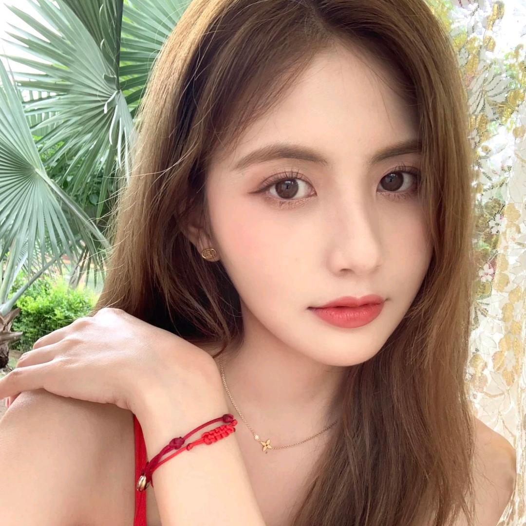 美女爱分享
