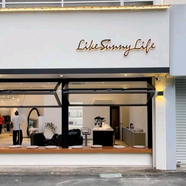 常州莱珂尼买手店