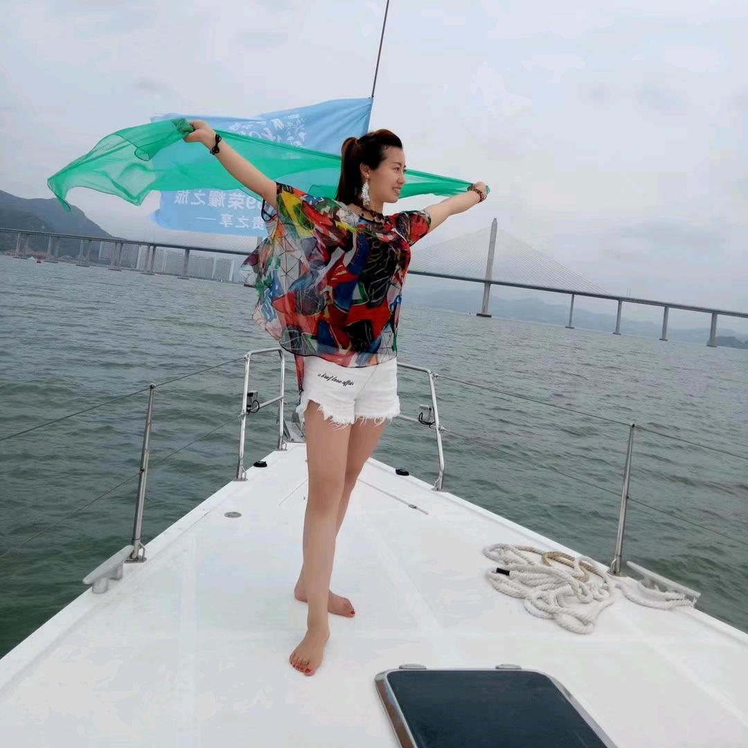 美容养生昕之康~邓诗潼