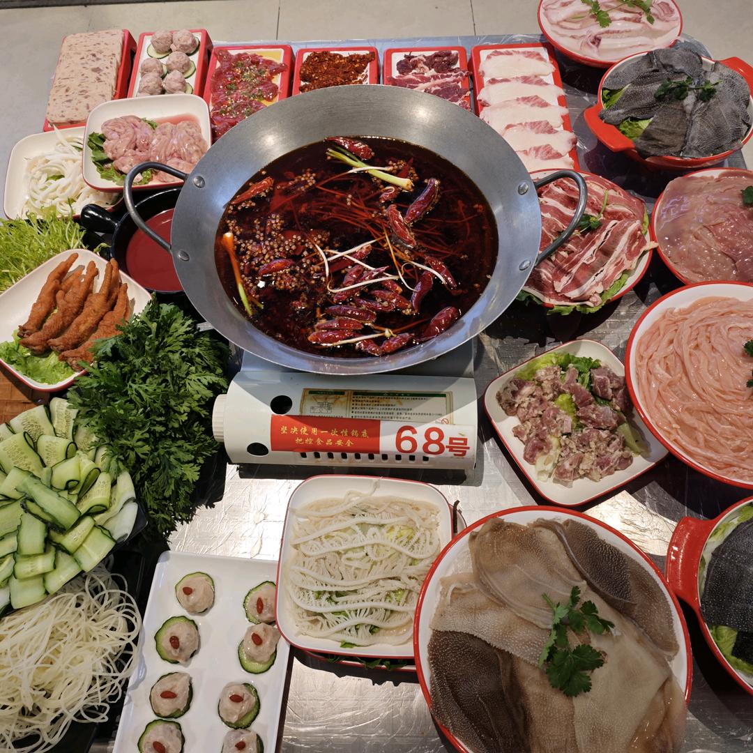 萌萌三六九火锅食堂(中铁店)