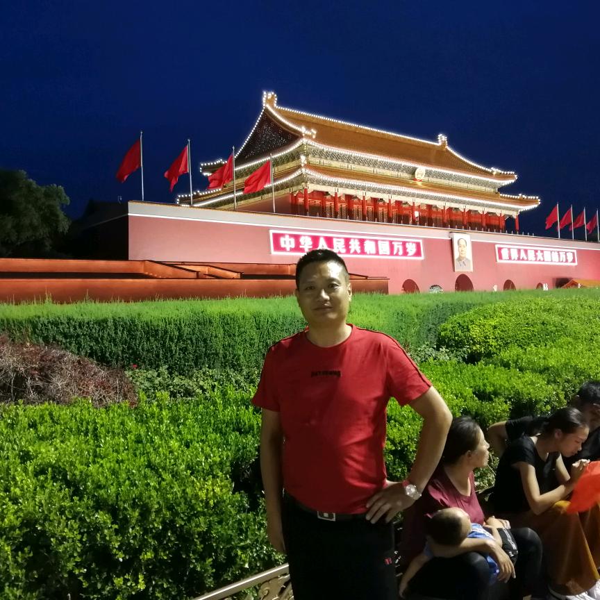 大嗓子华哥