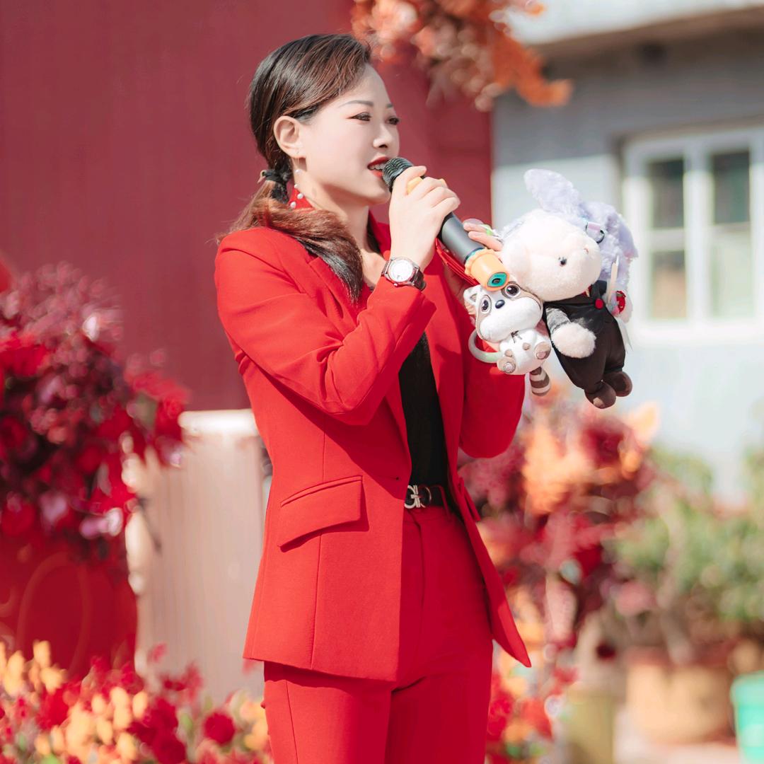 霞姑娘