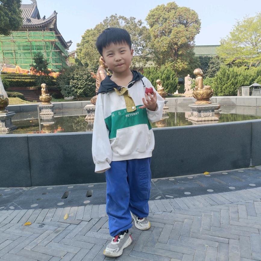 珊妮，嘟嘟