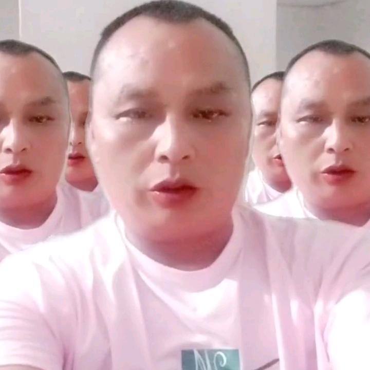 开心的我