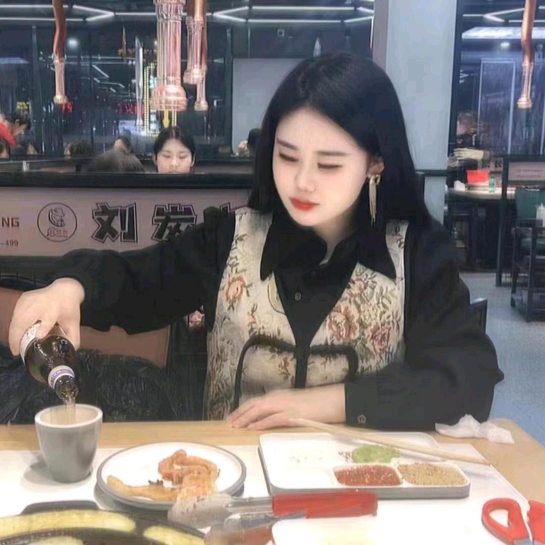 幸运☯️小丫头