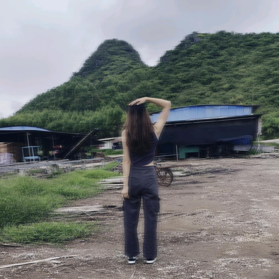 ୧⍤⃝🌻T不吃折耳根