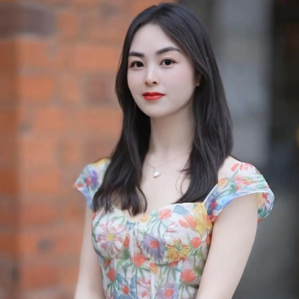梅᭄🐰🌸