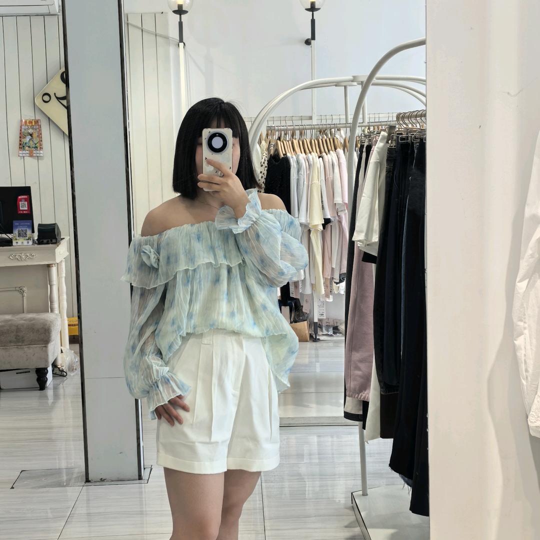 喵小妞。