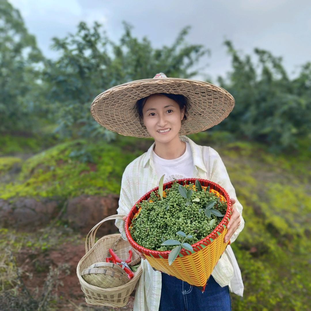 桂英支书