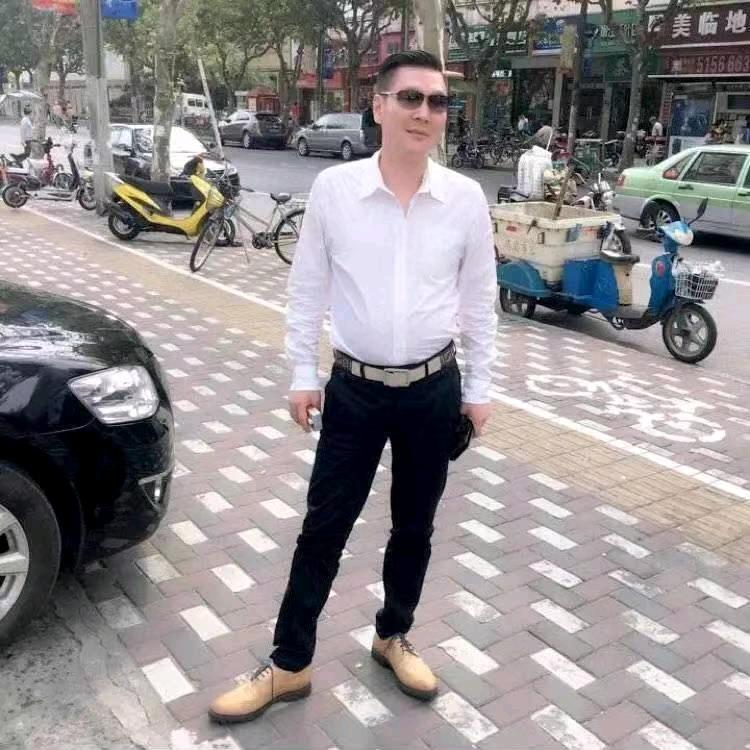 是嵘