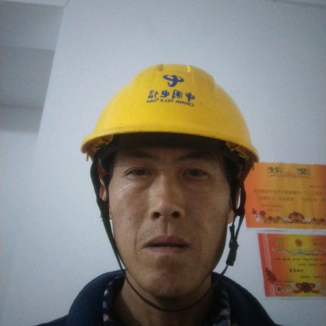 合江榕山电信装维工程师王跃平