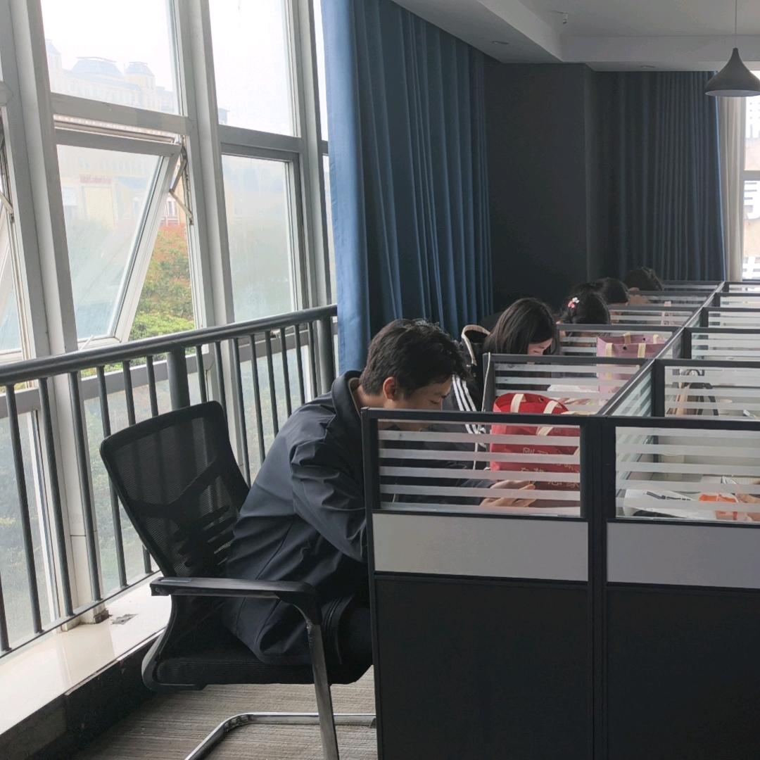 上官碗儿的好物分享