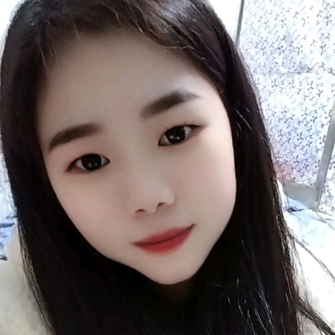 佳 芬