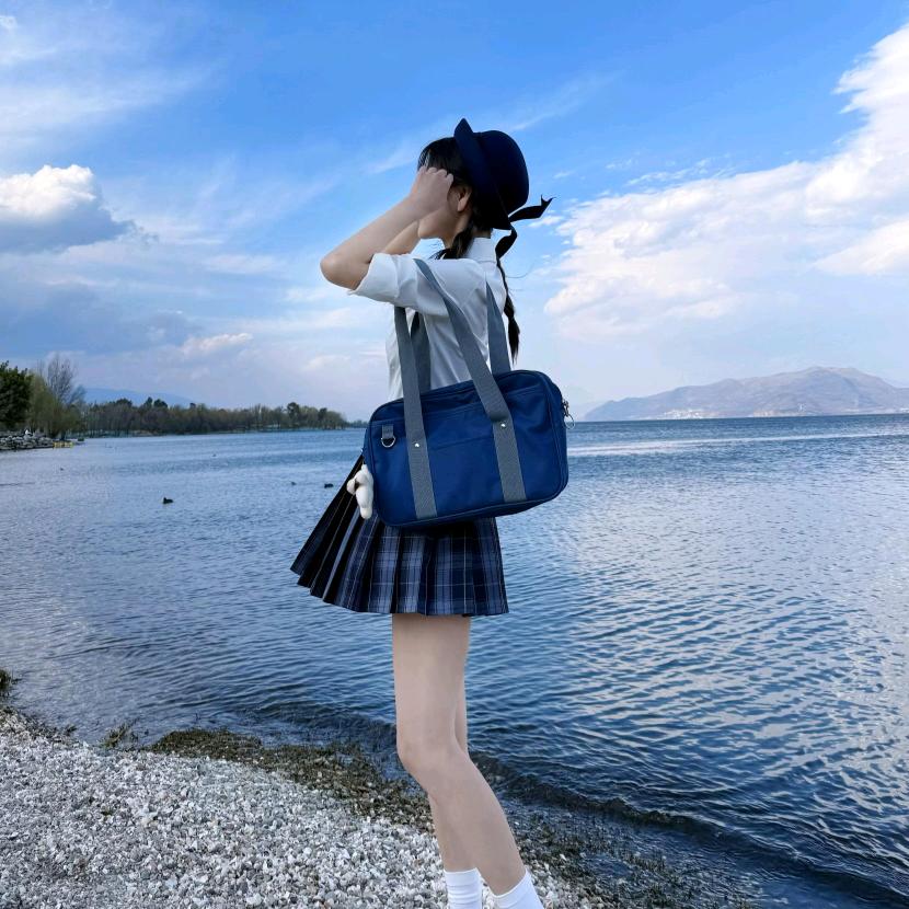 轻眉老师
