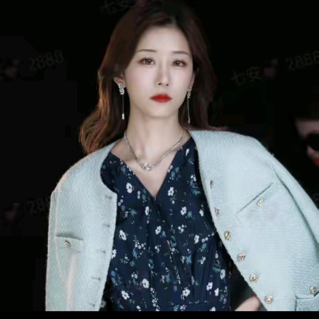 Donna多娜时尚穿搭