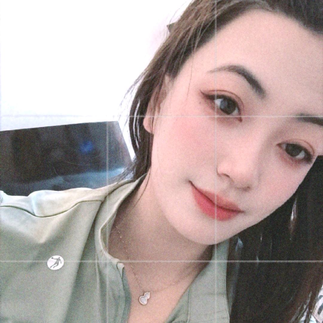 屋顶上的橘子🍊