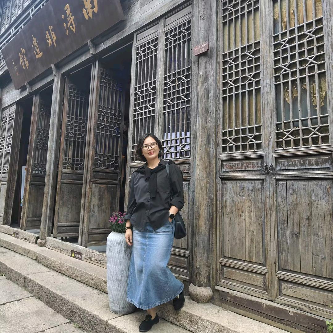 爱生活的美术老师