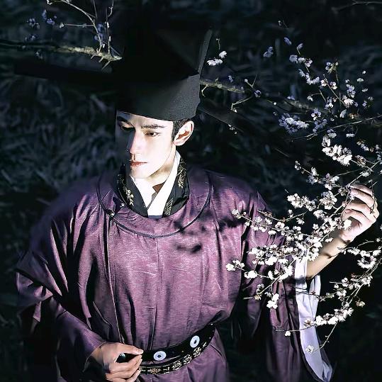 小何老师