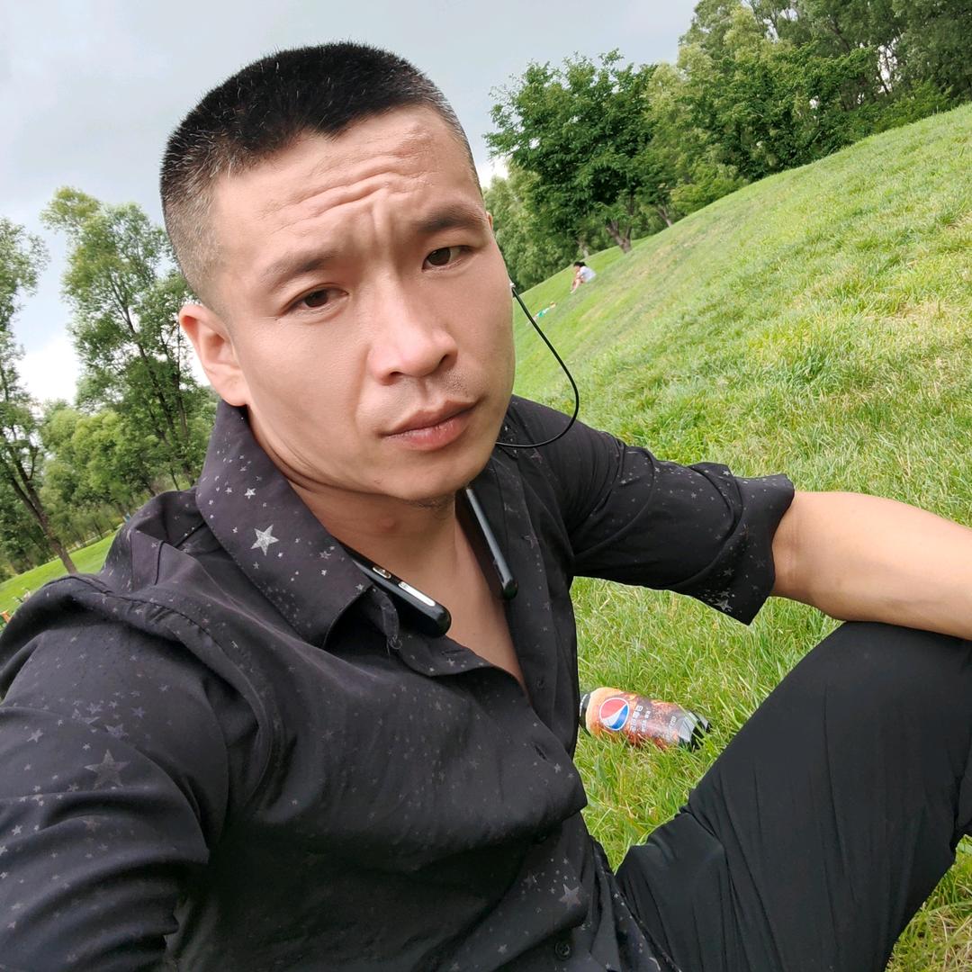 🥰平凡“一”哥🥰